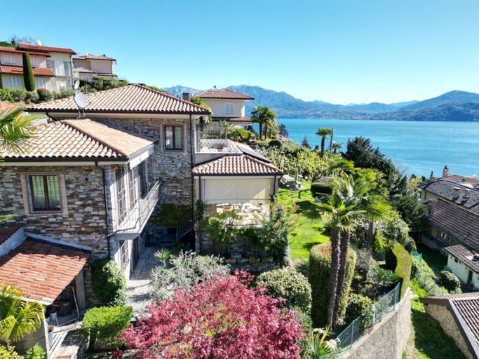 Others 5, Villa near Lake with Panoramic Views, Verbano-Cusio-Ossola