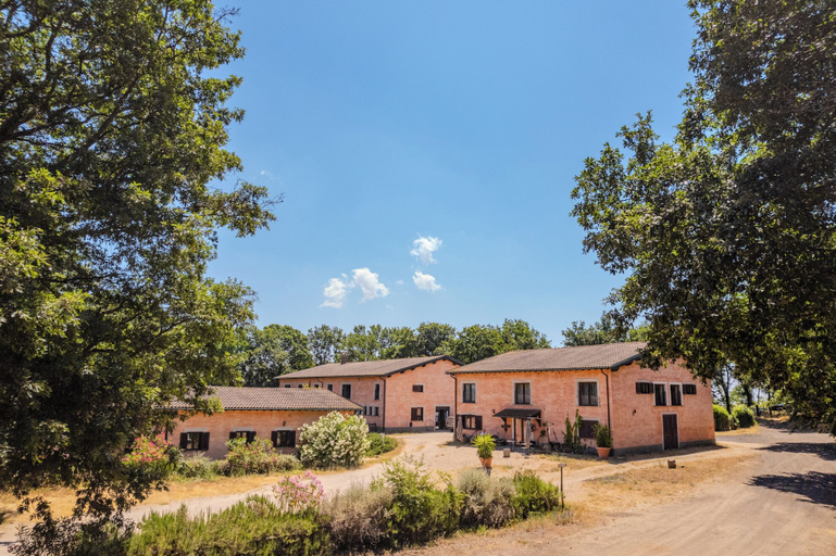Exterior & Views 2, Tenuta Monte La Guardia - Cascate Naturali, Roma
