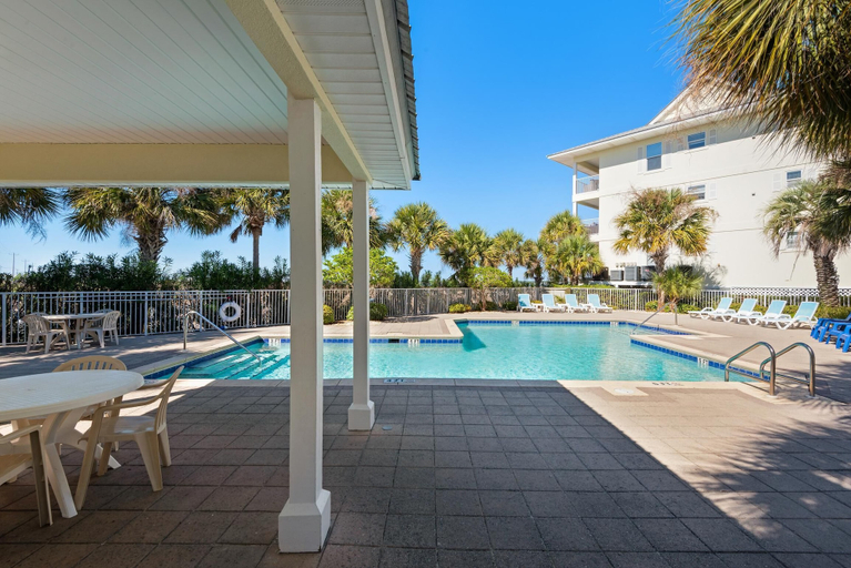 Sport & Beauty 4, Gulf Island 532, Escambia