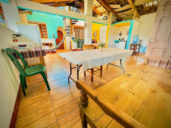 Food & Drinks, Hostal Dulces Suenos, Panajachel