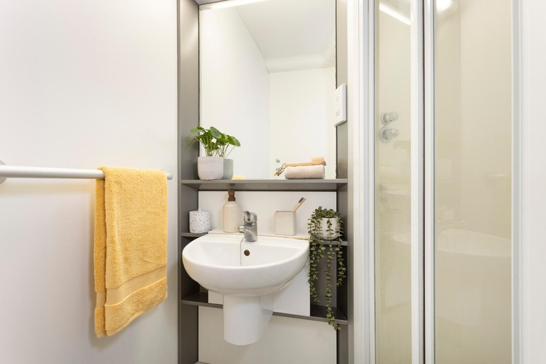 Bathroom, Chalmers Street - The Meadows (Campus Accommodation), Edinburgh