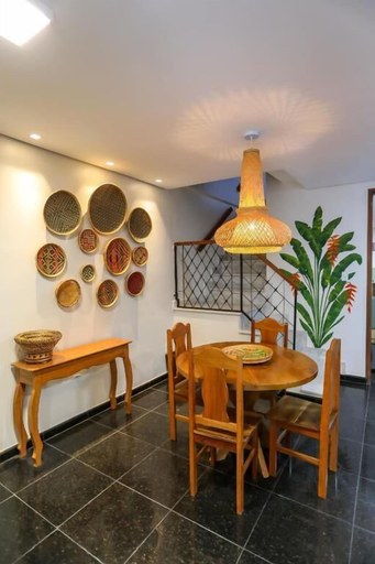Dining 2, Na Casa Hostel, Maués