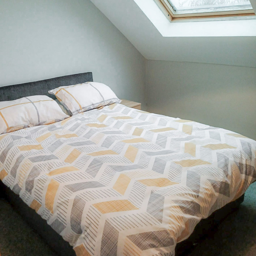 Room 5, Seamount Holiday Village No 26
