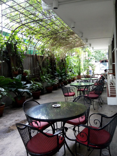 Food & Drinks 4, Pension Natividad, Manila City