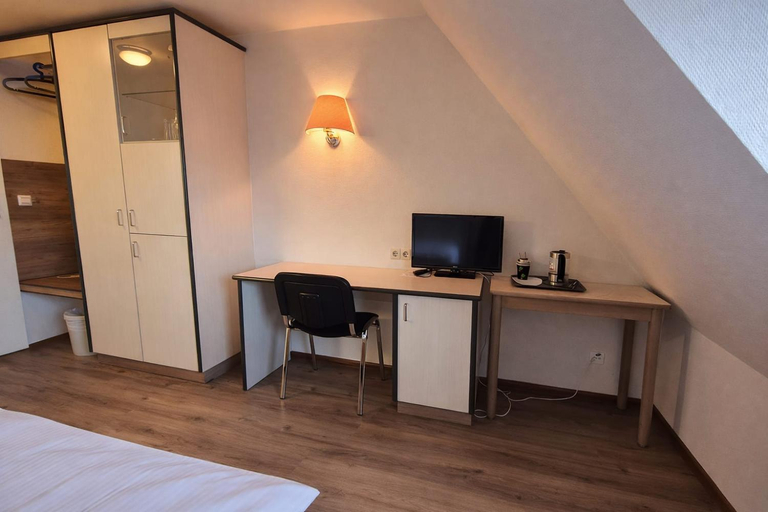 Bedroom, Sportpark Hotel Isernhagen, Region Hannover