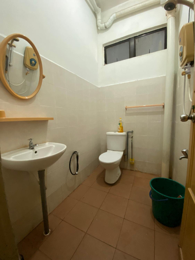 Bathroom, JBK Villa Empire - Roomstay, Kuala Terengganu
