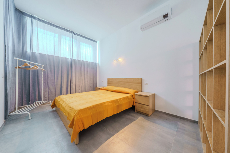 Room 3, Casa Stadera - Metro Abbiategrasso, Milano
