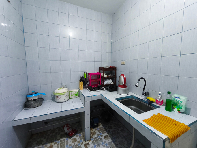 Others 5, 1001 Home, Singkawang