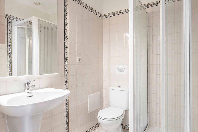 Bathroom 3, Villa Gabie, Albufeira