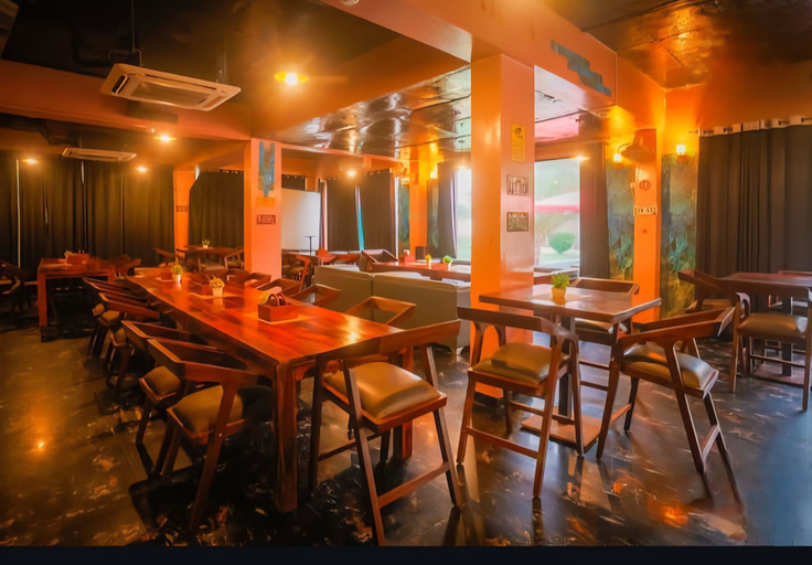 Food & Drinks 5, Chopra Farms and Resorts, Gurgaon