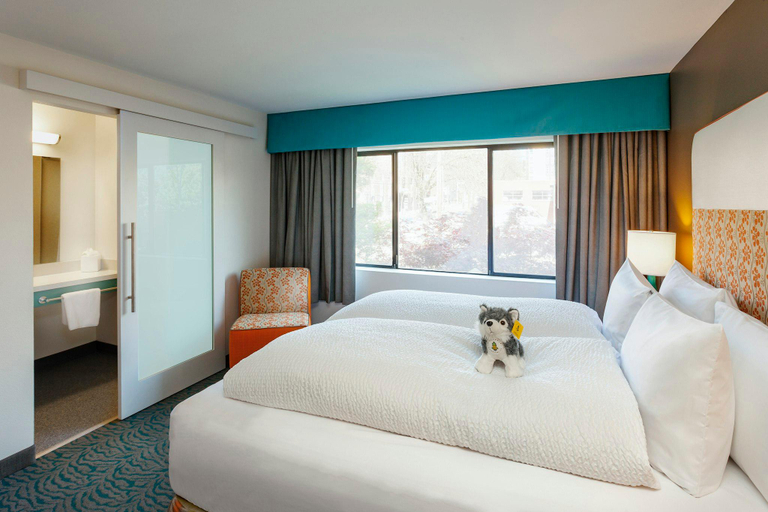 Bedroom 3, Staypineapple, University Inn, University District Seattle, Seattle
