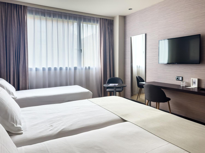 Bedroom 3, Abba Huesca, Huesca