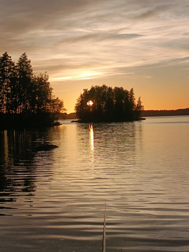 Others 2, Viihtyisa hirsimokki jarven rannalla, Satakunta