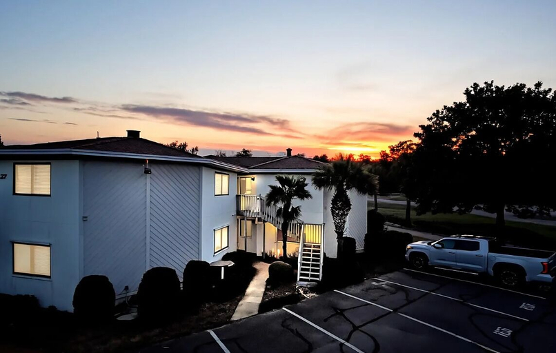 Exterior 5, Crystal Village II 26A, Walton