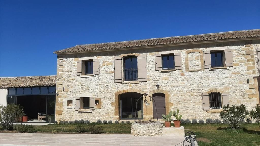 Exterior & Views 2, Mas le Jas, Vaucluse