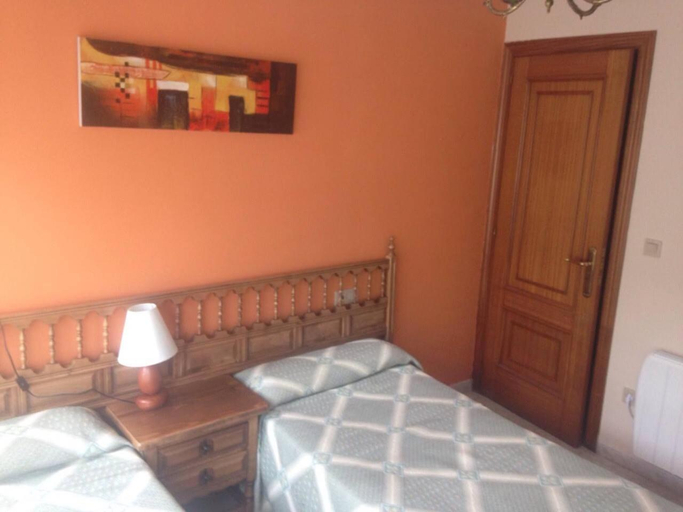 Others 5, Hostal O Choyo II, A Coruña