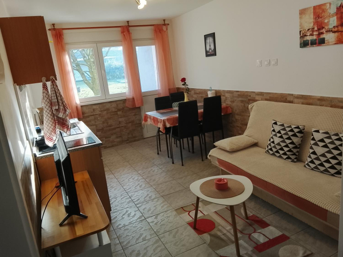 Others 4, Apartment Buic, Pula