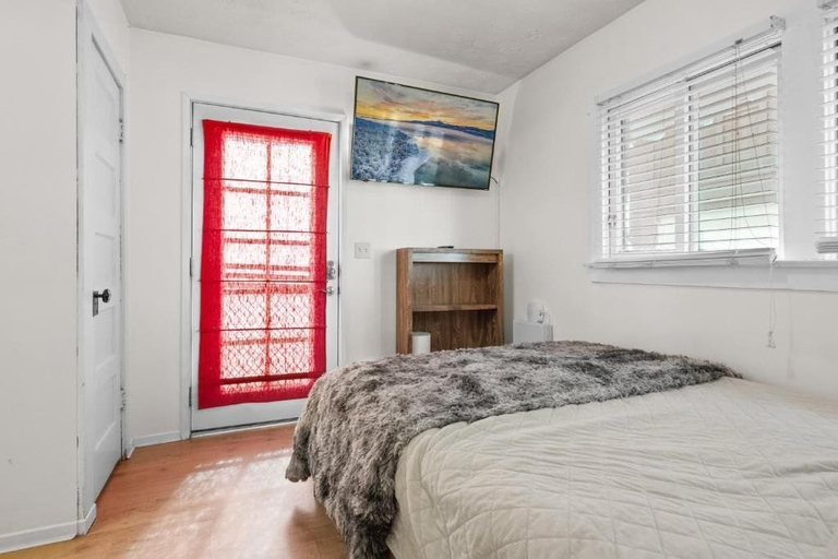 Bedroom 2, Hideaway Cabin, San Bernardino