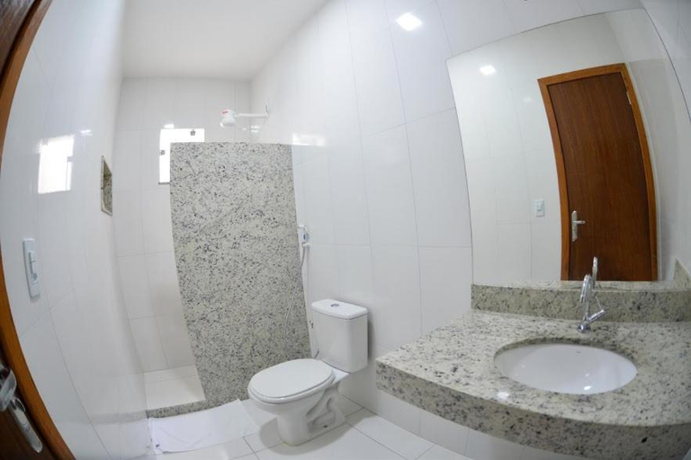 Bathroom 2, Hotel Estrela de Minas, Mantena