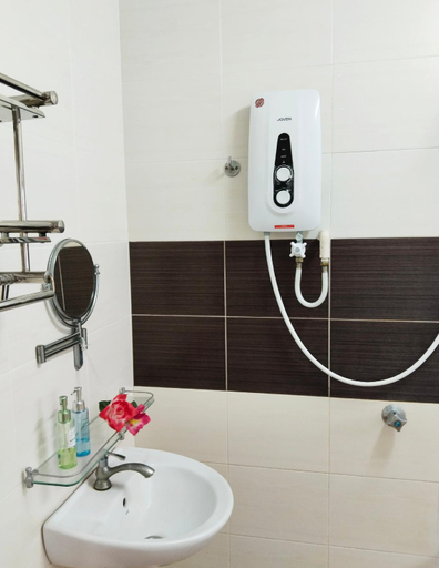 Bathroom 3, Happy Sweet Heritage Residence Jonker- Deluxe Room, Malacca City
