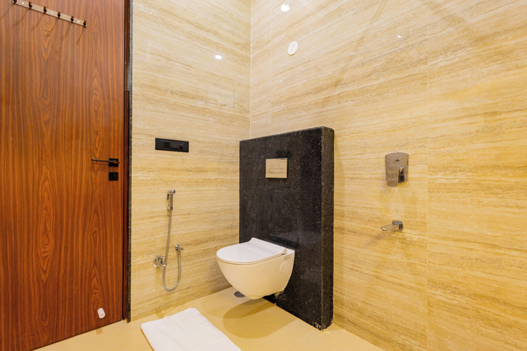 Bathroom 3, ELIVAAS Lakemount | 2 BHK with Pvt Pool at Fatehsagar Lake, Udaipur