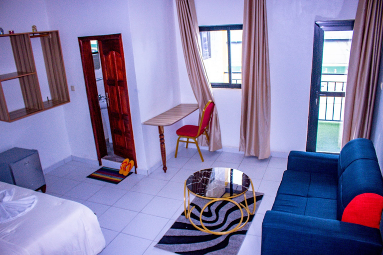 Room 4, WEST HOTEL DOUALA, Wouri