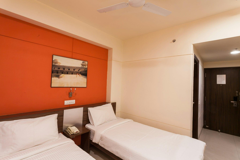 Bedroom 3, Ginger Indore, Indore