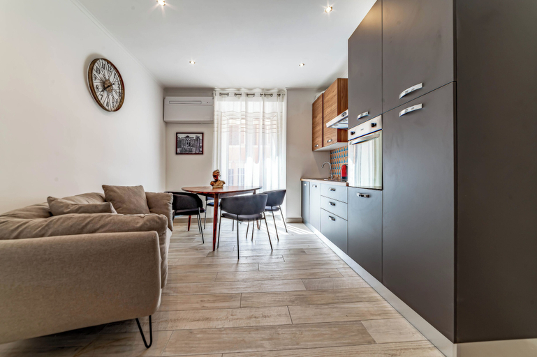 Interior 3, Michelangelo Luxury Rooms - Colosseo, Roma