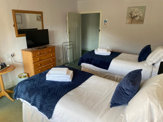 Bedroom 2, The Phelips Arms, Somerset