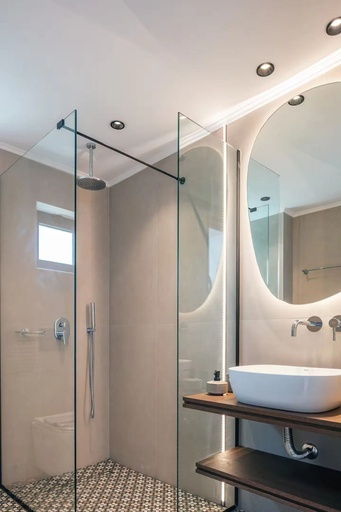 Bathroom 4, Del Mare, Crete