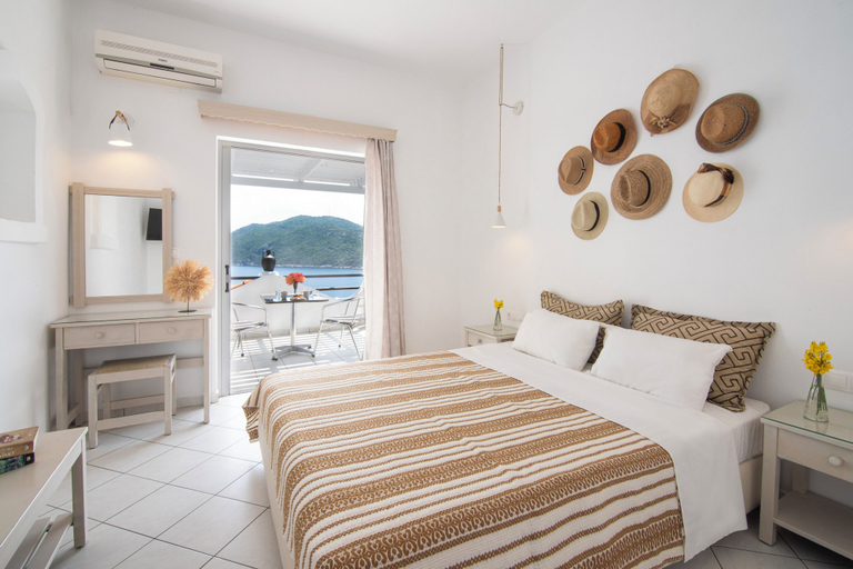 Bedroom 5, Nafsika Sea View Apartments, North Aegean