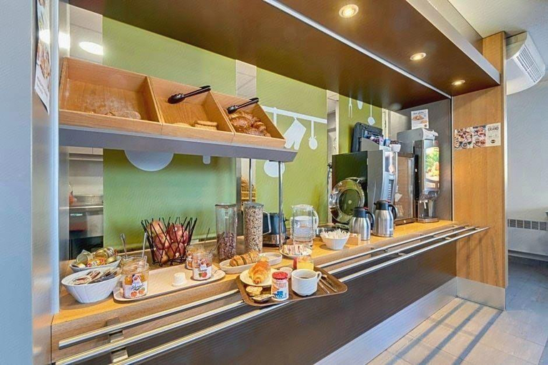 Food & Drinks 5, B&B HOTEL Frejus Roquebrune-sur-Argens, Var