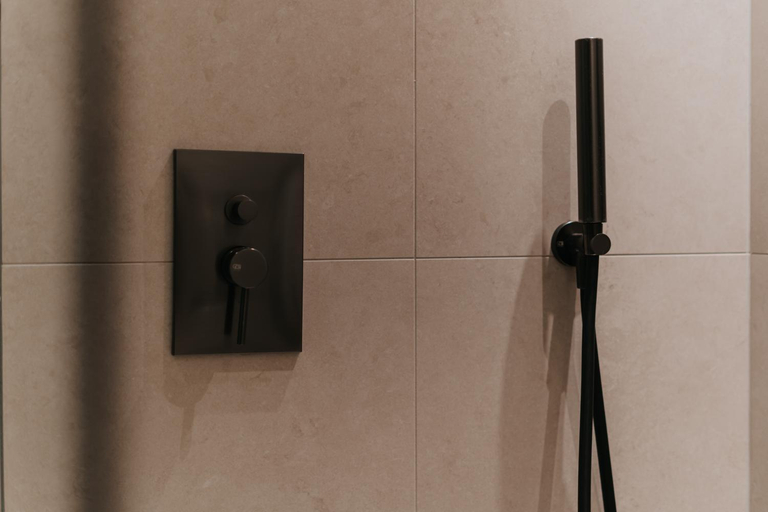 Bathroom 5, Das Paradies, Bolzano
