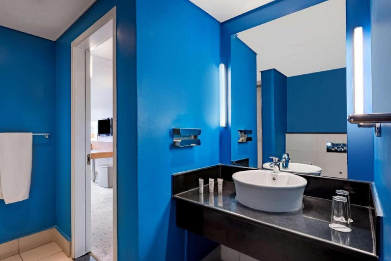 Bathroom 4, AA ENTERTAINMENT HOTEL ABEOKUTA, Obafemi-Owode
