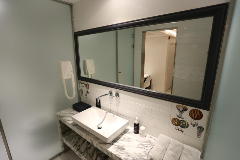 Bathroom 5, Christie Hotel 크리스티 호텔, Jung