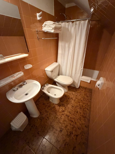 Bathroom 3, Hotel Crismalu - Centro, Lacar