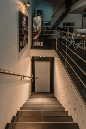 Others 4, Le Clos E, Liège