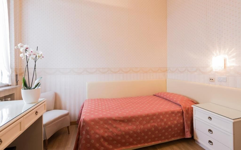 Bedroom 3, Hotel du Parc, Verbano-Cusio-Ossola