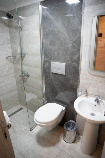 Others 3, Grand Ahi Hotel, Fatih