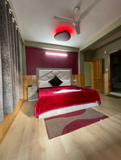 Bedroom 4, Manali Apple Villa, Kullu
