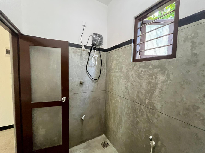 Bathroom 3, Sky Mountain Cafe with seaview, Weligama