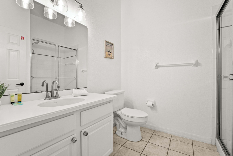 Bathroom 4, Lucaya Luxe At Bahama Bay, Polk