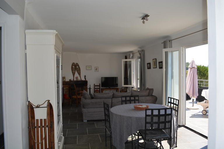 Others 4, Villa Valdor, Var