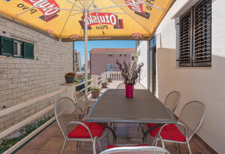 Food & Drinks, Apartments Royal M&M, Makarska