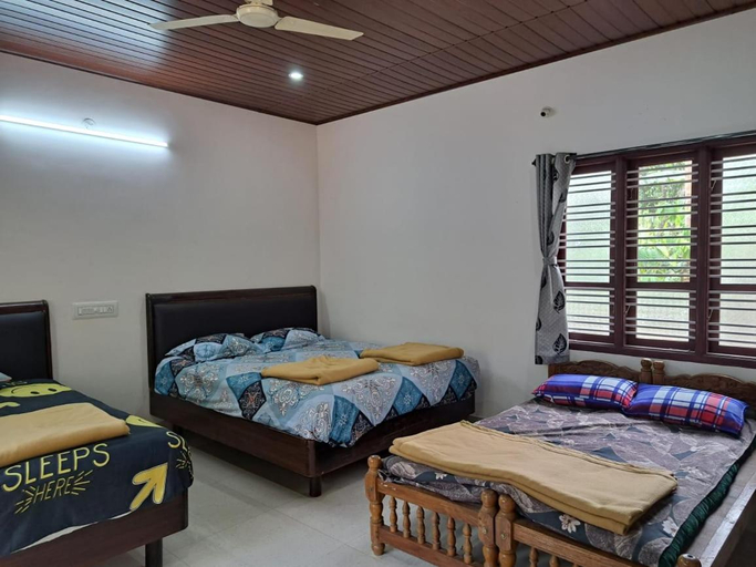 Bedroom, Darimane Home Stay, Chikmagalur