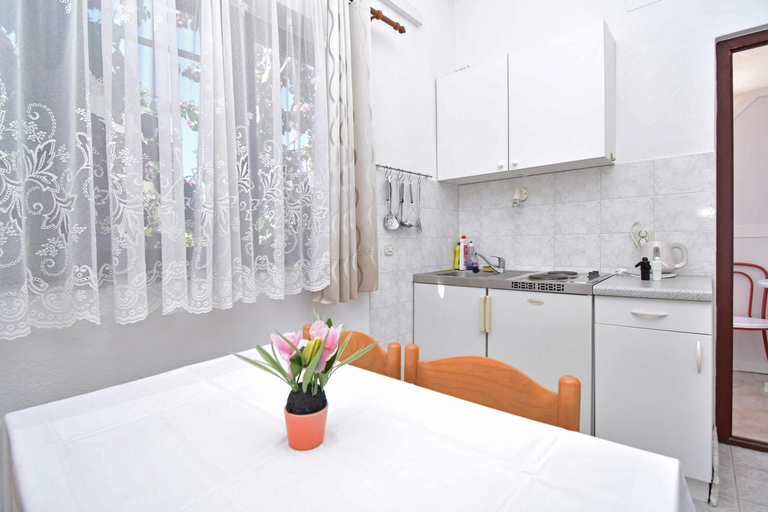 Others 5, Jordan Apartments, Tučepi