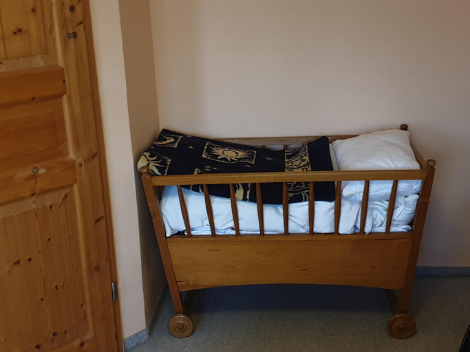 Bedroom 2, Ferienwohnung Haus Veronika, Passau