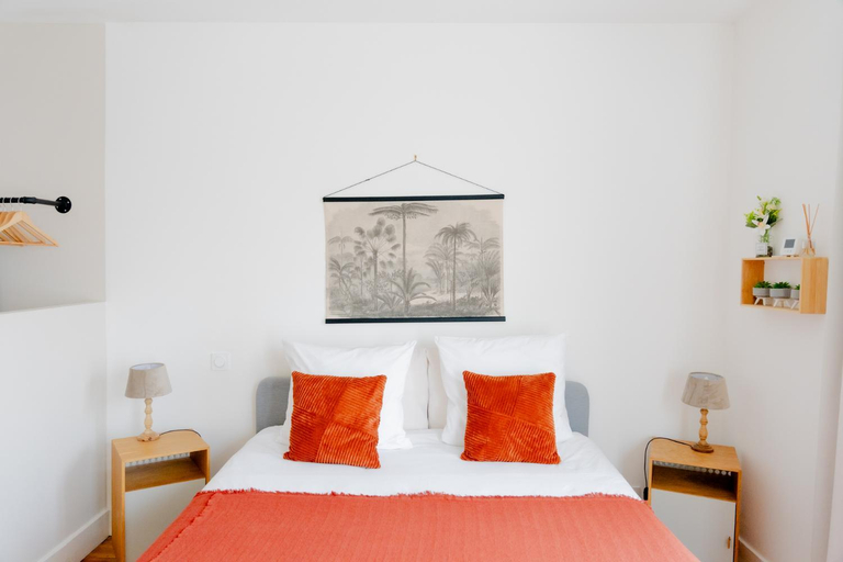 Bedroom 2, The Libournettes, Gironde