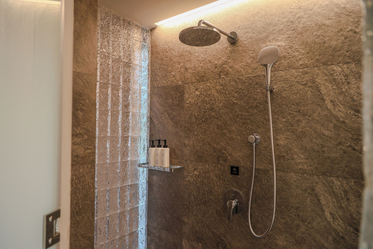 Bathroom 4, Utopia Yueji Art Seaview Designer Meisu, Dali Bai