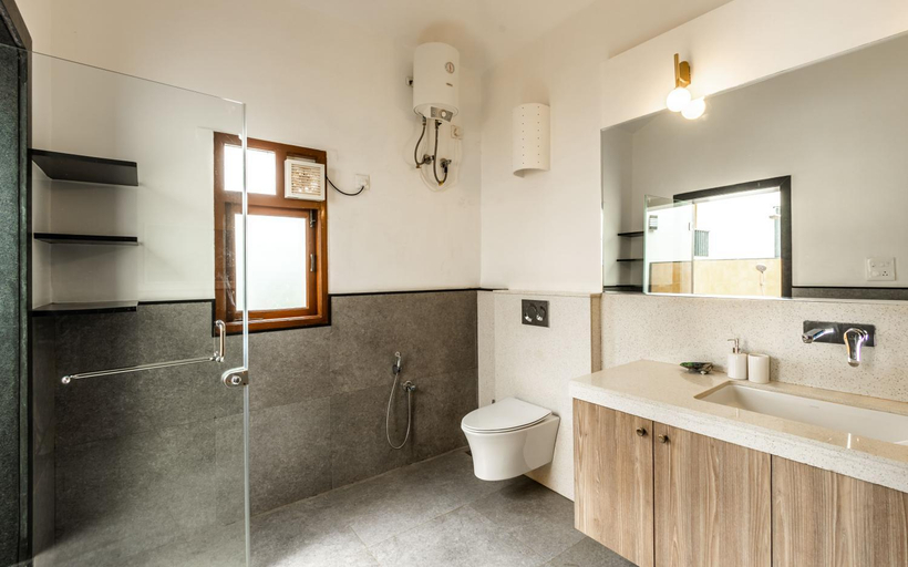 Bathroom 3, Candolim Houses, North Goa